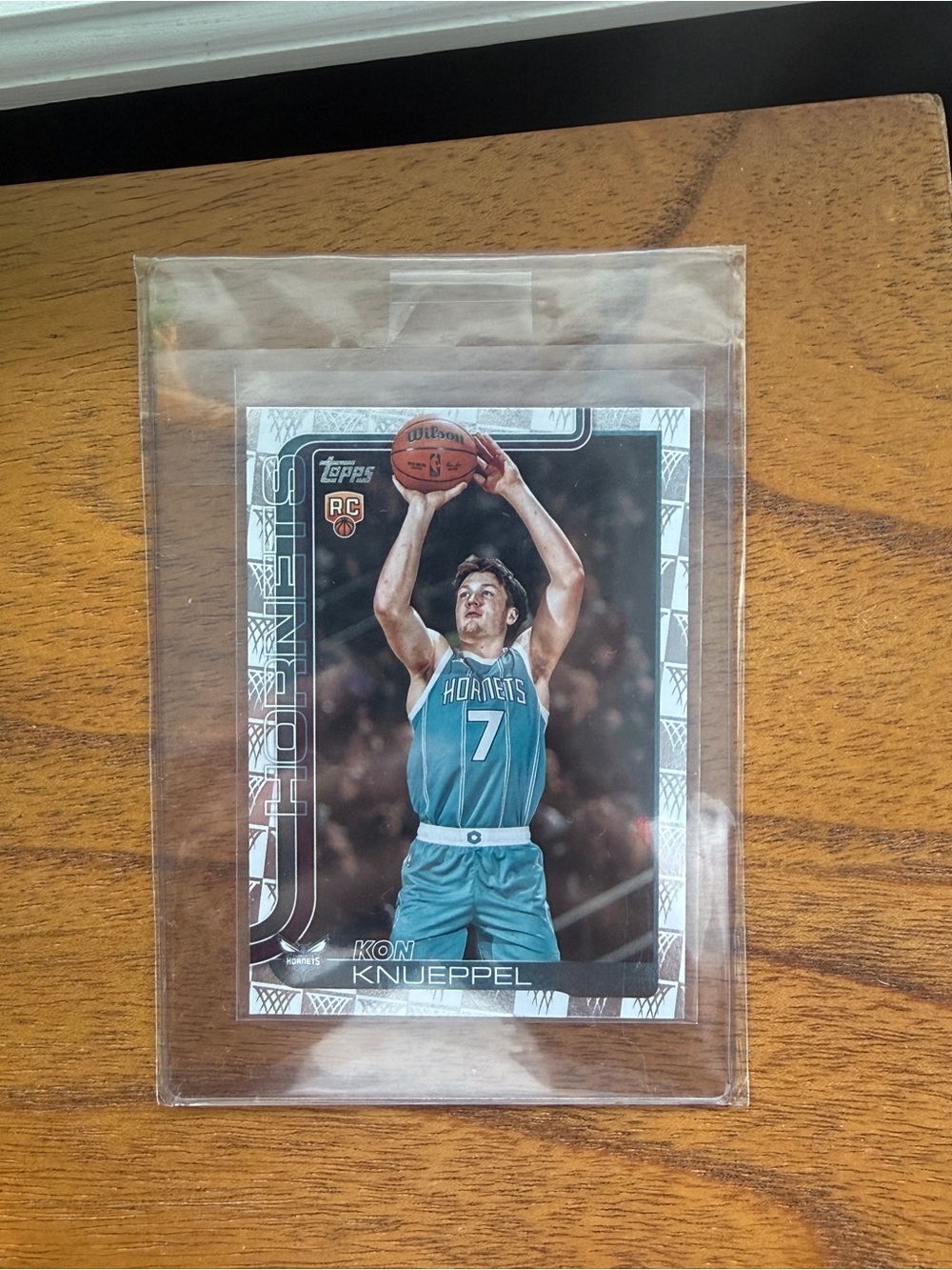 Topps Basketball Trading Card - Teal & White Hornets Jersey